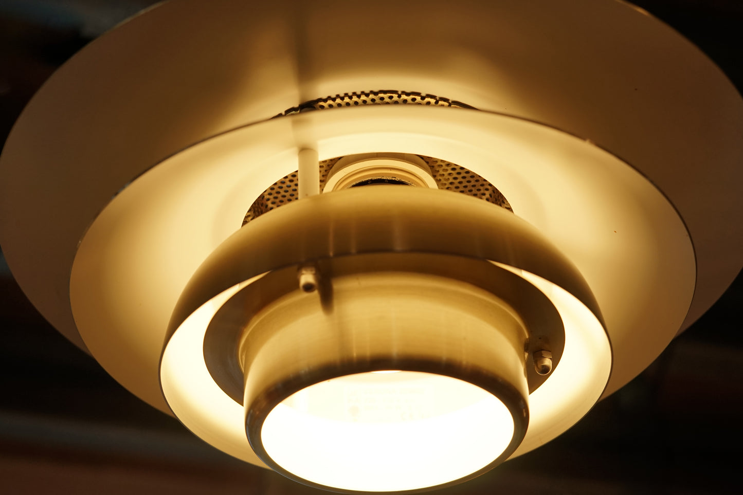 丹麥 Jeka Verona 黃銅色層疊吊燈 (Type 209602) OLDANMARK