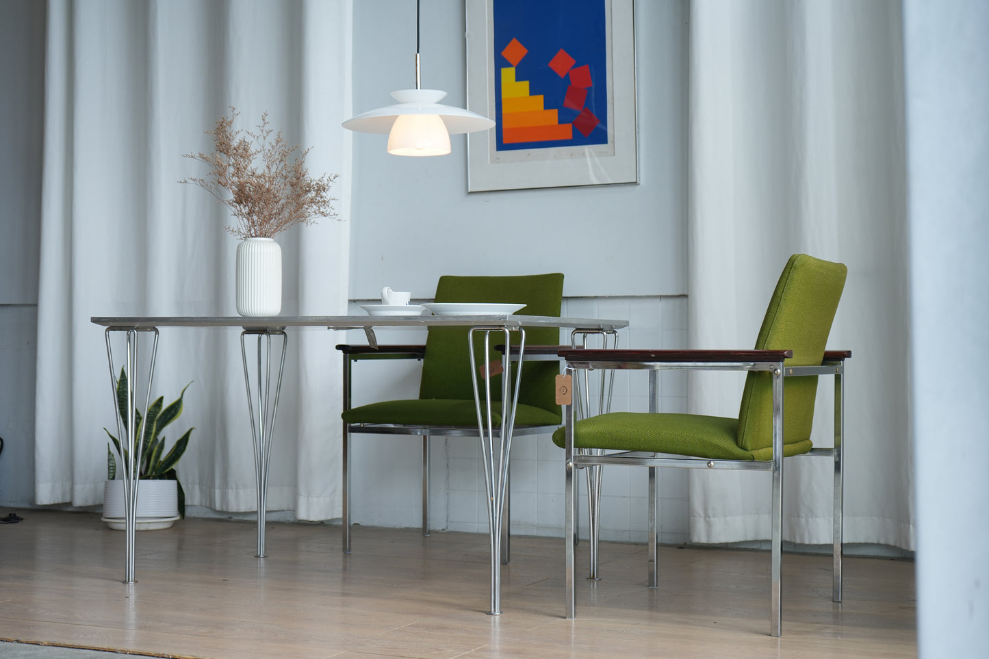 丹麥 Fritz Hansen 經典 淺灰色 矩形餐桌 OLDANMARK