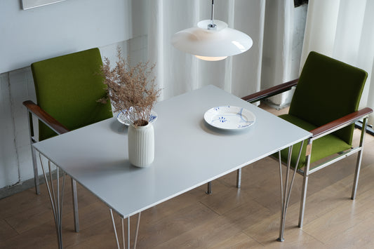 丹麥 Fritz Hansen 經典 淺灰色 矩形餐桌 OLDANMARK