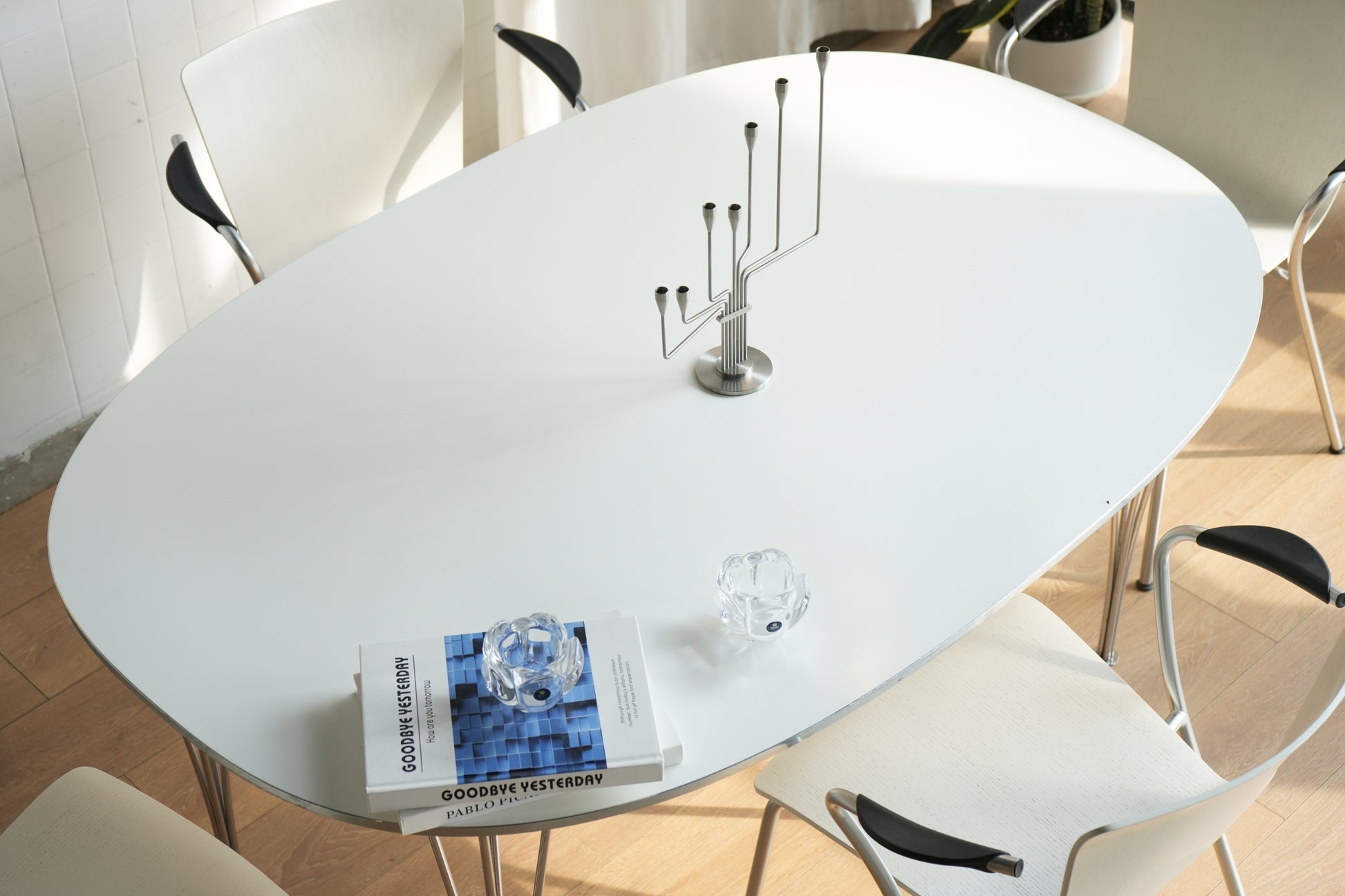 Fritz Hansen Piet Hein & Bruno Mathsson 超橢圓餐桌 OLDANMARK
