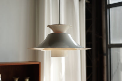 丹麥 JEKA 霧白環片 吊燈