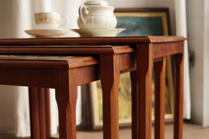 丹麥 皇家瓷磚 三連桌