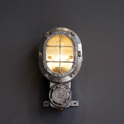 CROUSE cast aluminum explosion-proof wall light