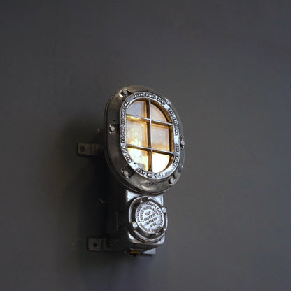 CROUSE cast aluminum explosion-proof wall light