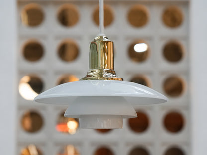 Louis Poulsen PH 2/1 Glass Pendant 玻璃三層式吊燈｜黃銅色 OLDANMARK