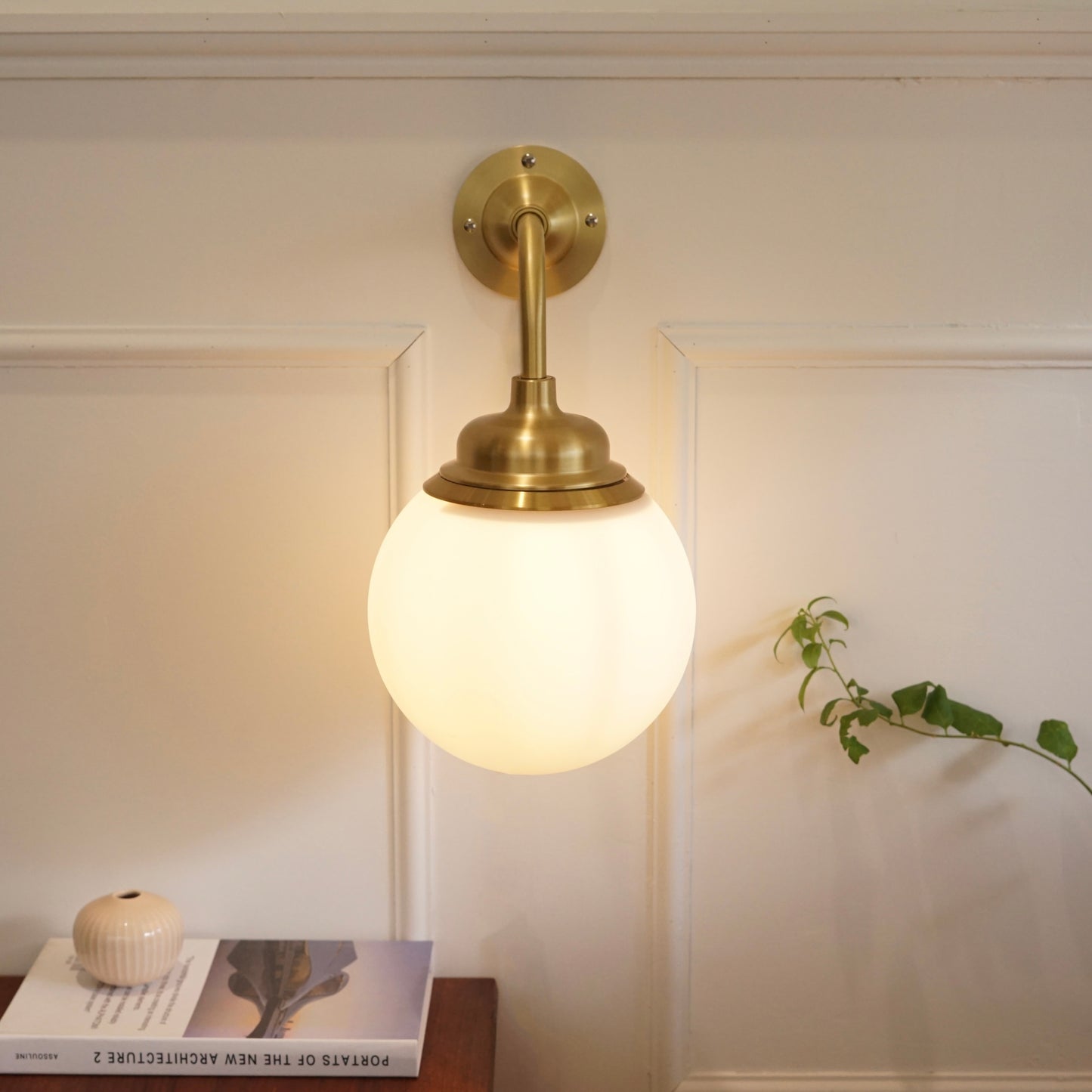 BALL Brass Right Angle Wall Lamp