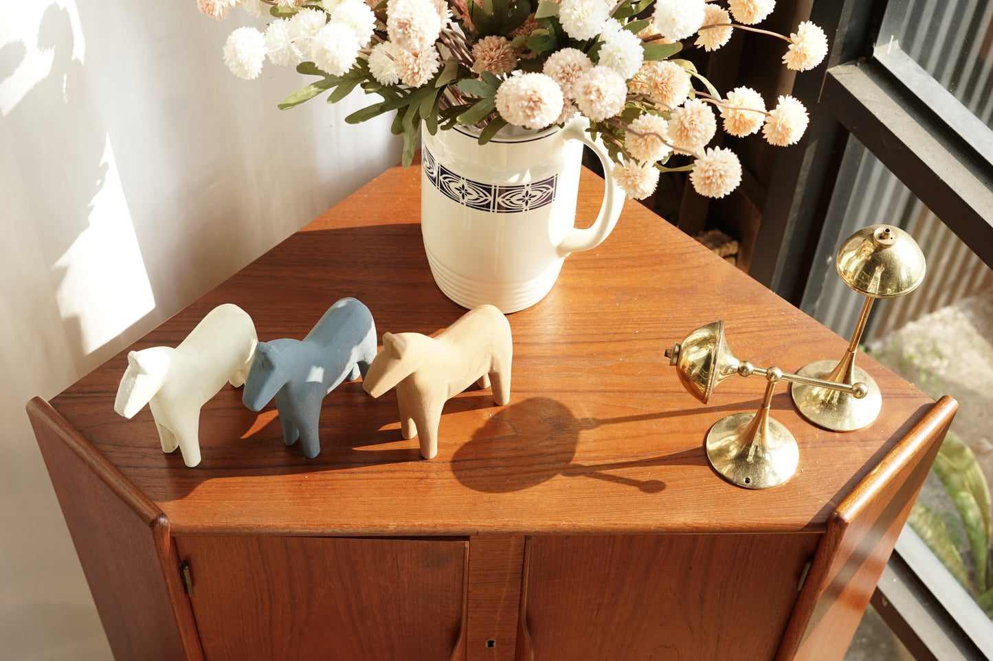 Gunni Omann 柚木 三抽 粉底 轉角櫃