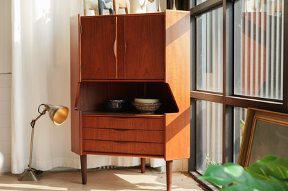 Gunni Omann 柚木 三抽 粉底 轉角櫃