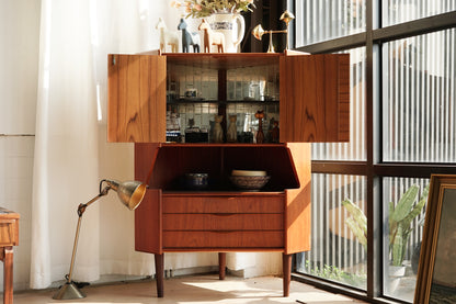 Gunni Omann 柚木 三抽 粉底 轉角櫃