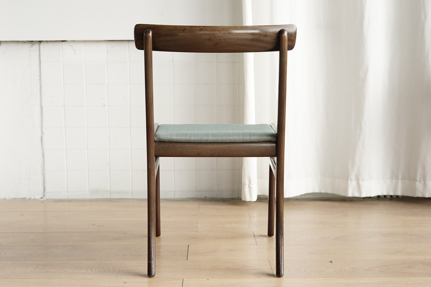 丹麥 Ole Wanscher 藍色餐椅