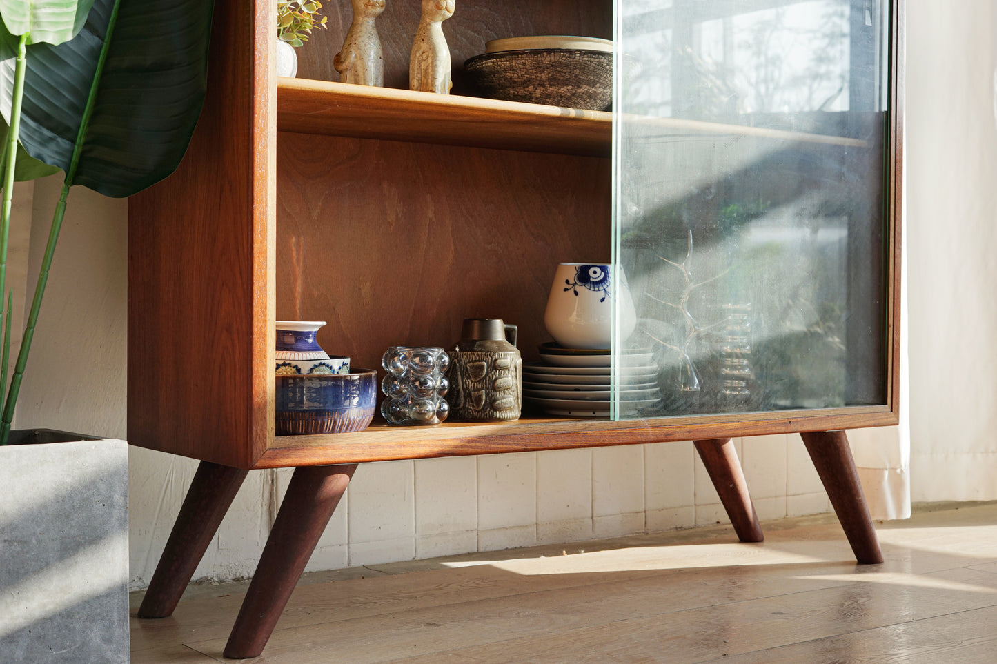 丹麥 柚木 玻璃 滑門 高腳 展示櫃