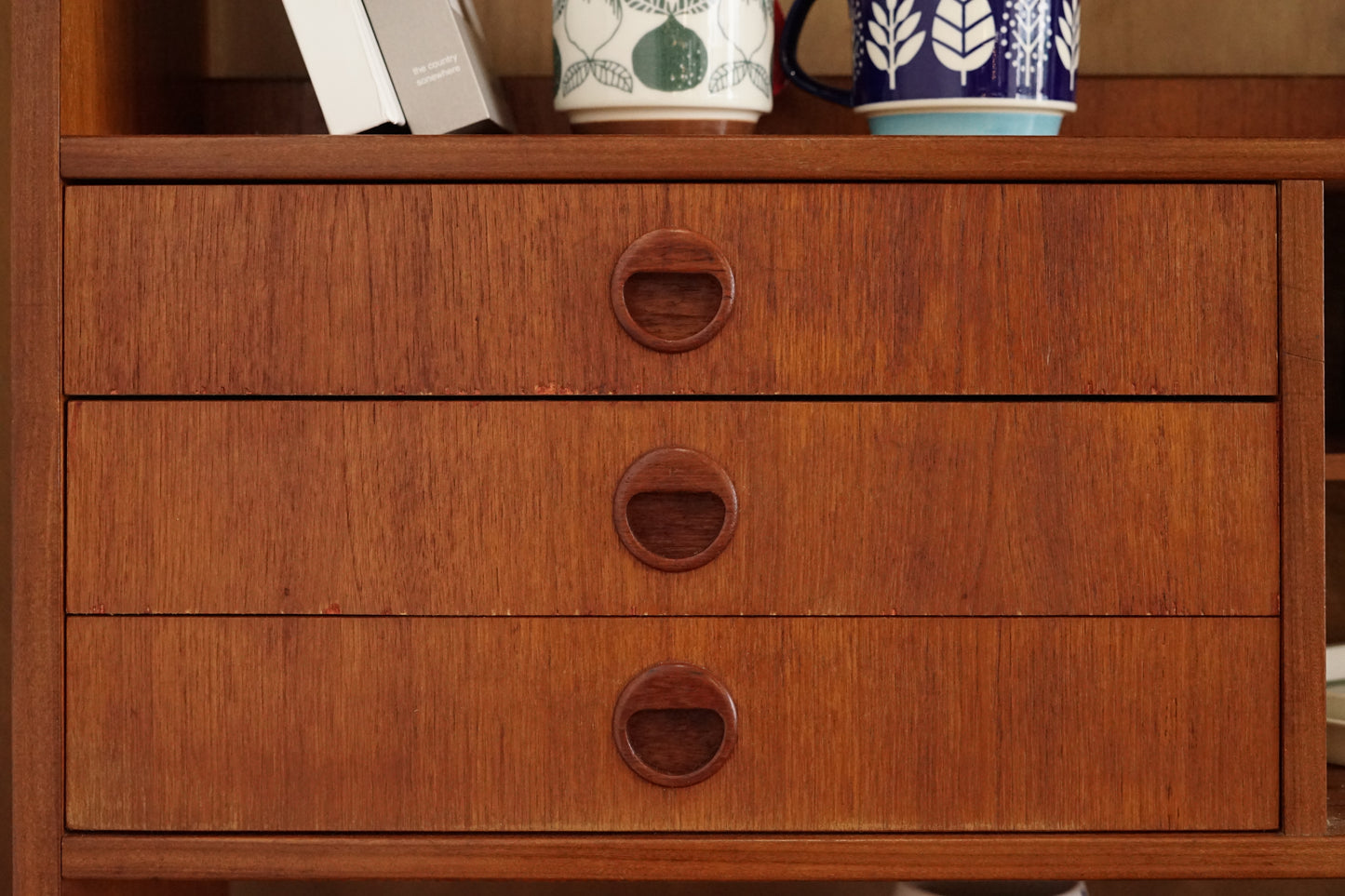 丹麥 柚木 滑門 書櫃／展示櫃