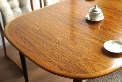 丹麥 玫瑰木 橢圓延伸餐桌